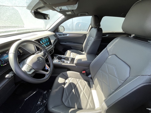 2025 Volkswagen Atlas Cross Sport SE Technology photo 2