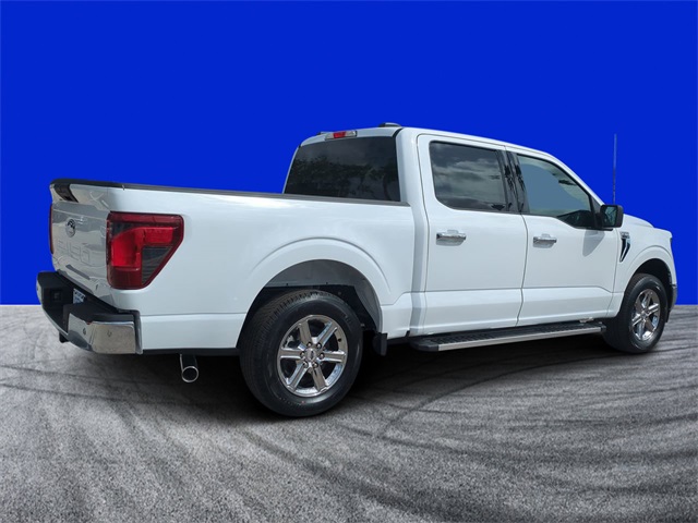 2025 Ford F-150 XLT photo 2