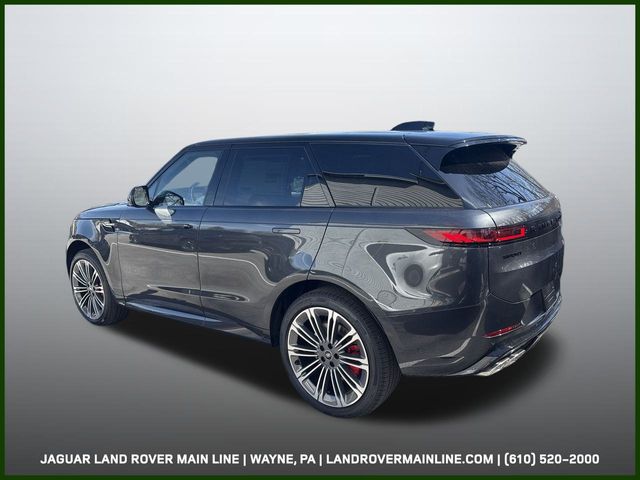 2025 Land Rover Range Rover Sport SE photo 3