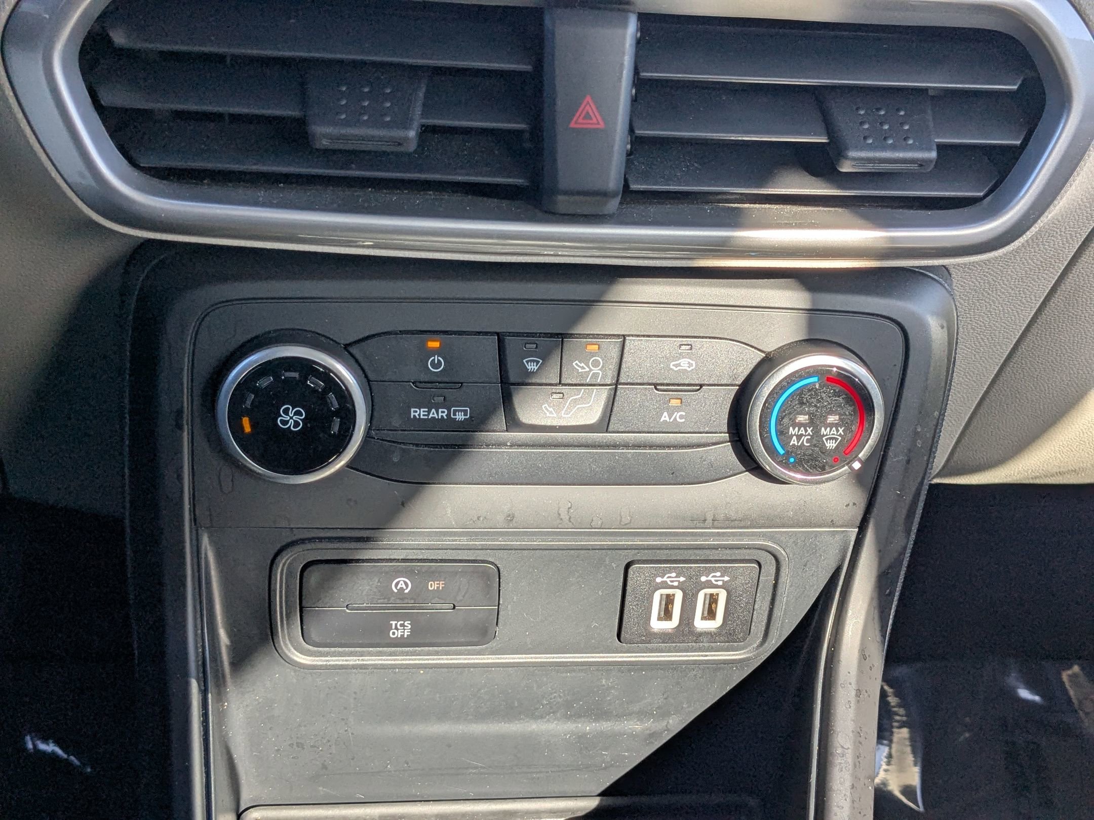 2021 Ford EcoSport S photo 22