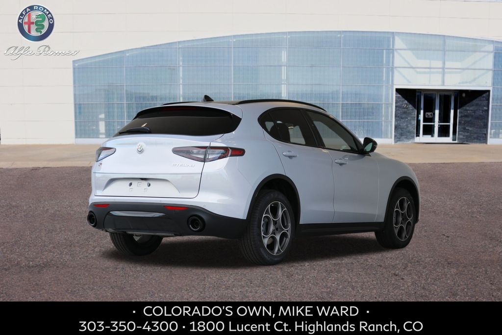 2025 Alfa Romeo Stelvio Sprint Base photo 4
