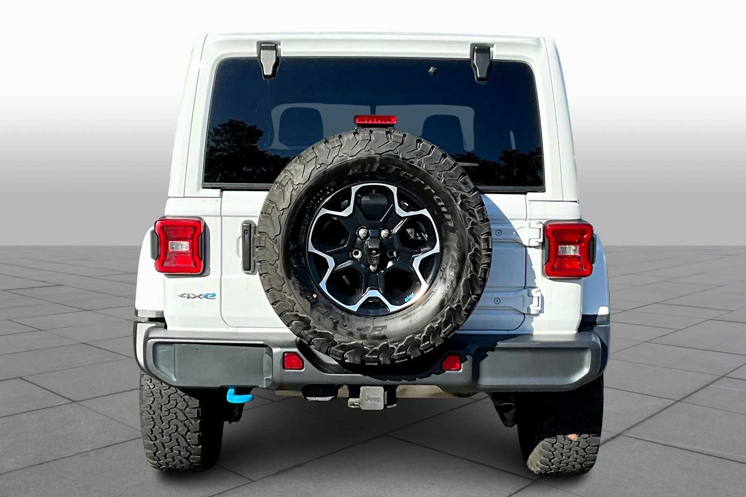 2022 Jeep Wrangler 4xe Unlimited Rubicon photo 4