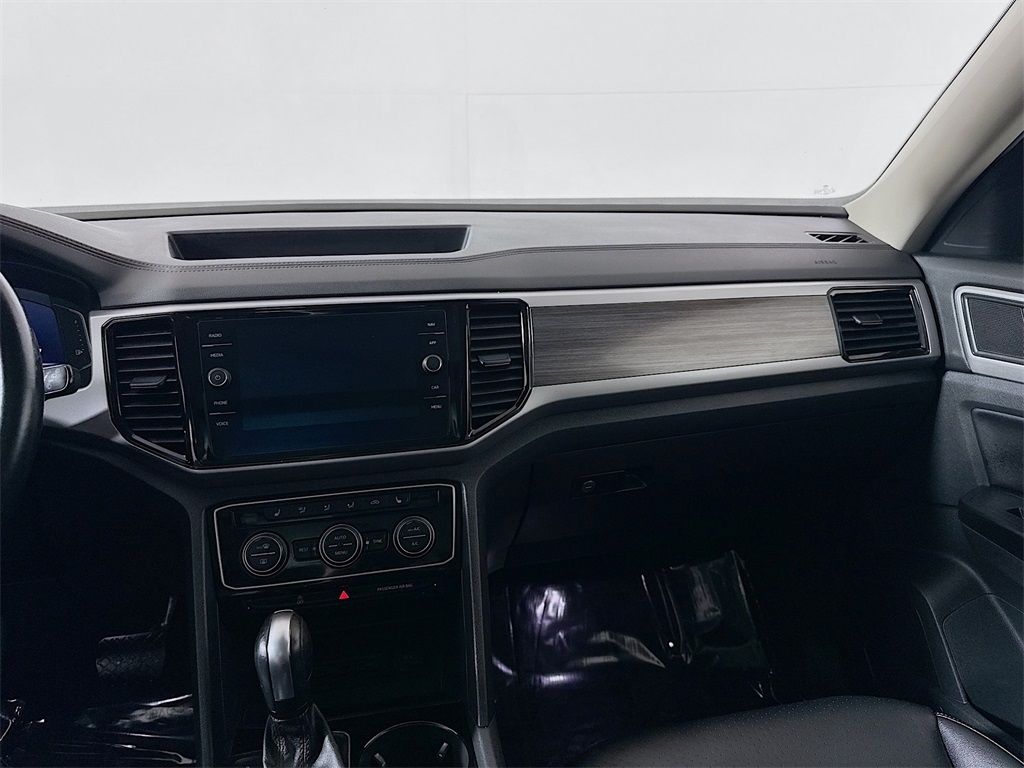 2021 Volkswagen Atlas SEL photo 8