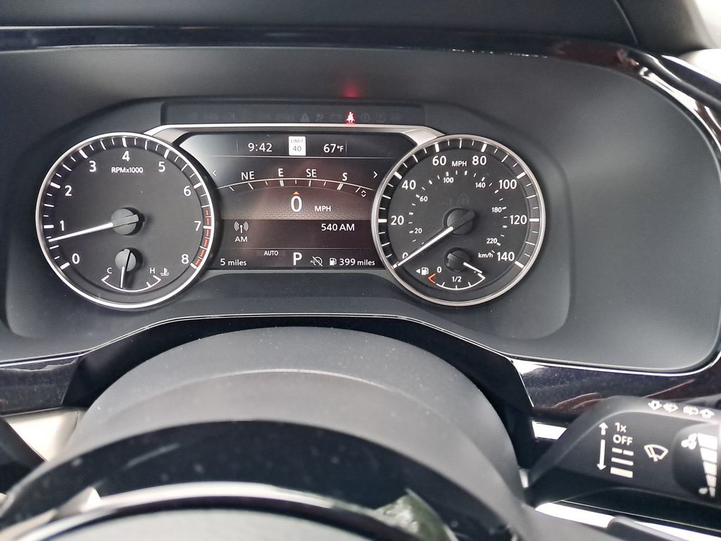2025 Nissan Pathfinder SL photo 16
