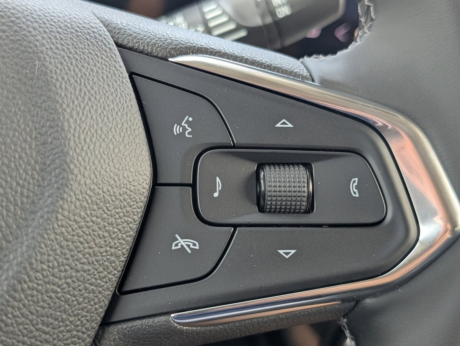 2026 Chevrolet Trailblazer LT photo 13