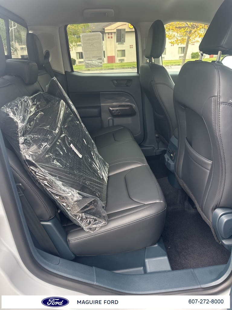 2025 Ford Maverick Lariat photo 11