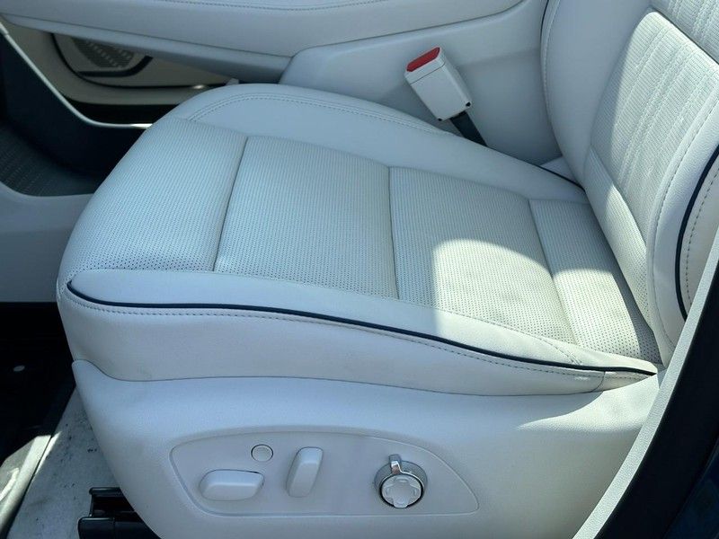 2026 Buick Enclave Avenir photo 12