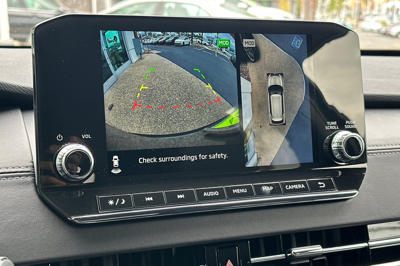 2025 Mitsubishi Outlander PHEV SEL photo 18