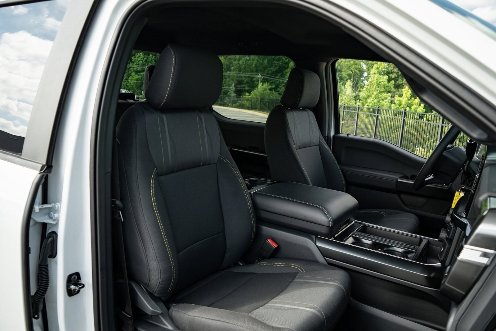 2025 Ford F-150 STX photo 19