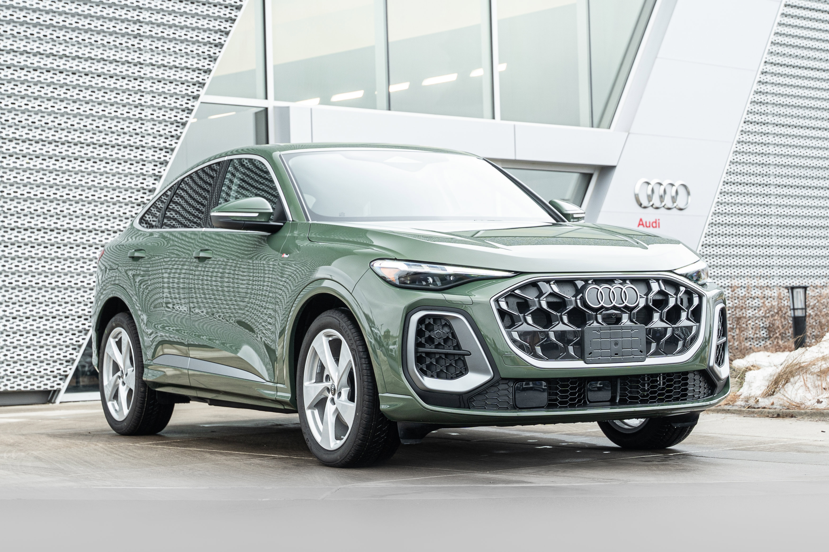 2025 Audi New Q5 Sportback Prestige's photo