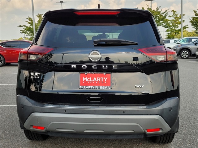 2022 Nissan Rogue SV photo 5