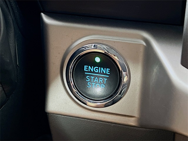 2022 Ford F-150 XLT photo 16