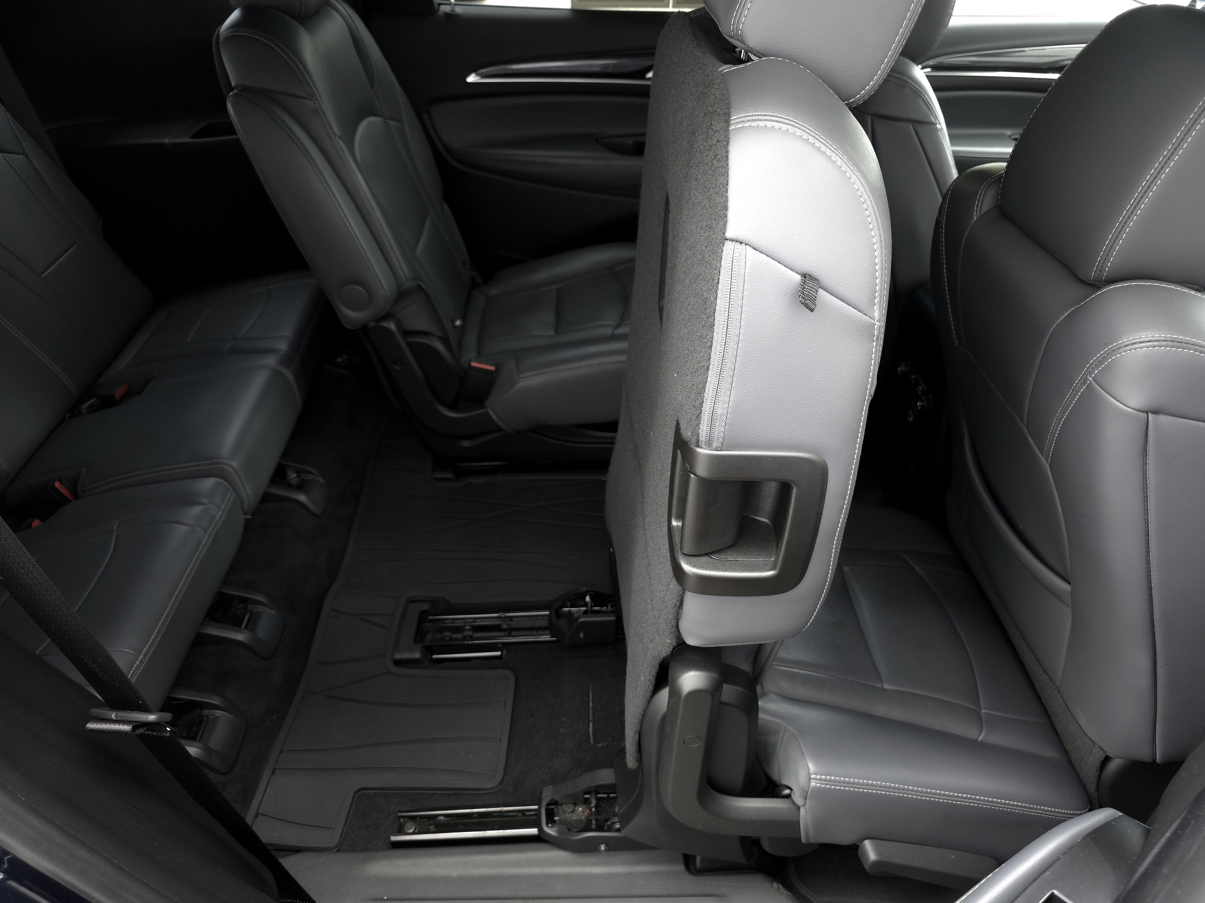 2022 Buick Enclave Essence photo 14