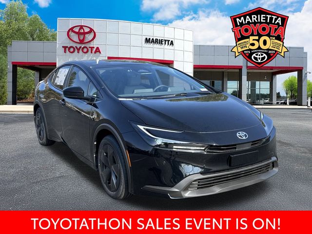 2026 Toyota Prius LE's photo