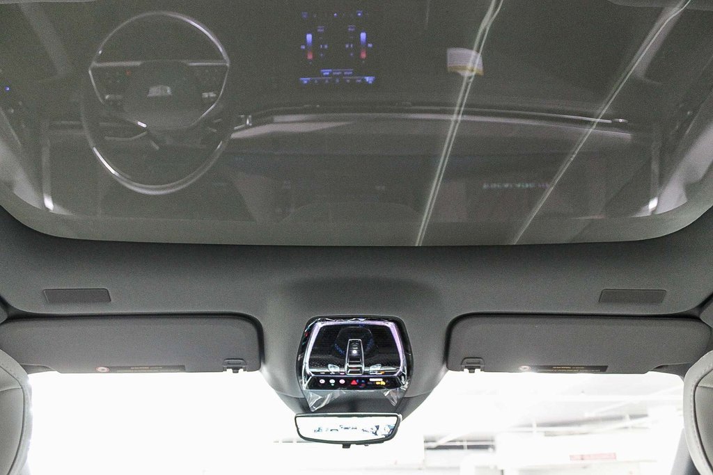 2026 Cadillac Escalade IQ Luxury photo 14