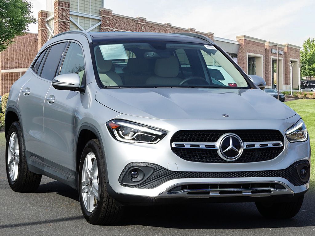 2021 Mercedes Benz GLA 250 photo 2