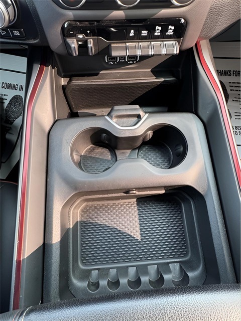 2022 Ram 1500 Rebel photo 27