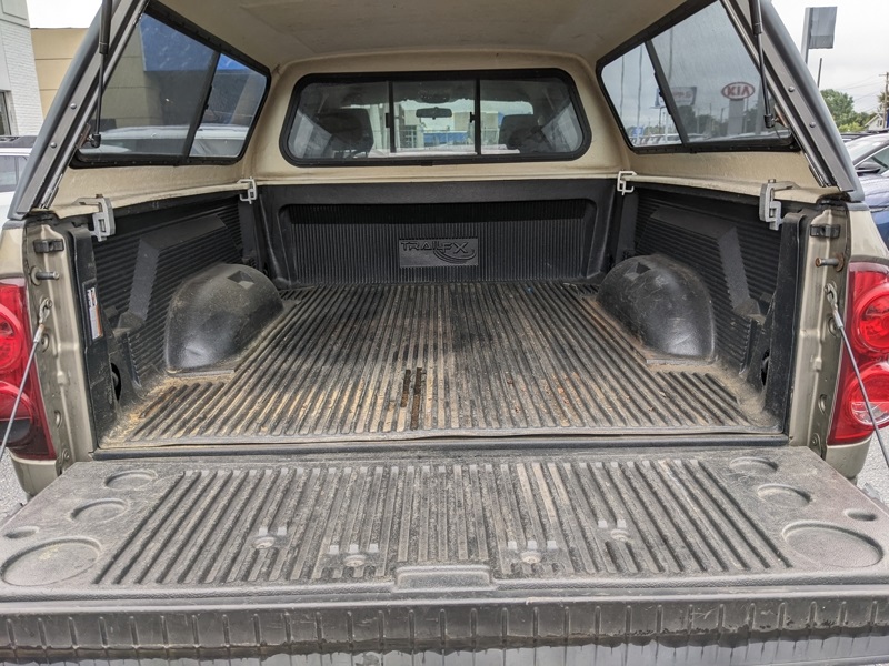 2008 Dodge Ram SLT photo 4