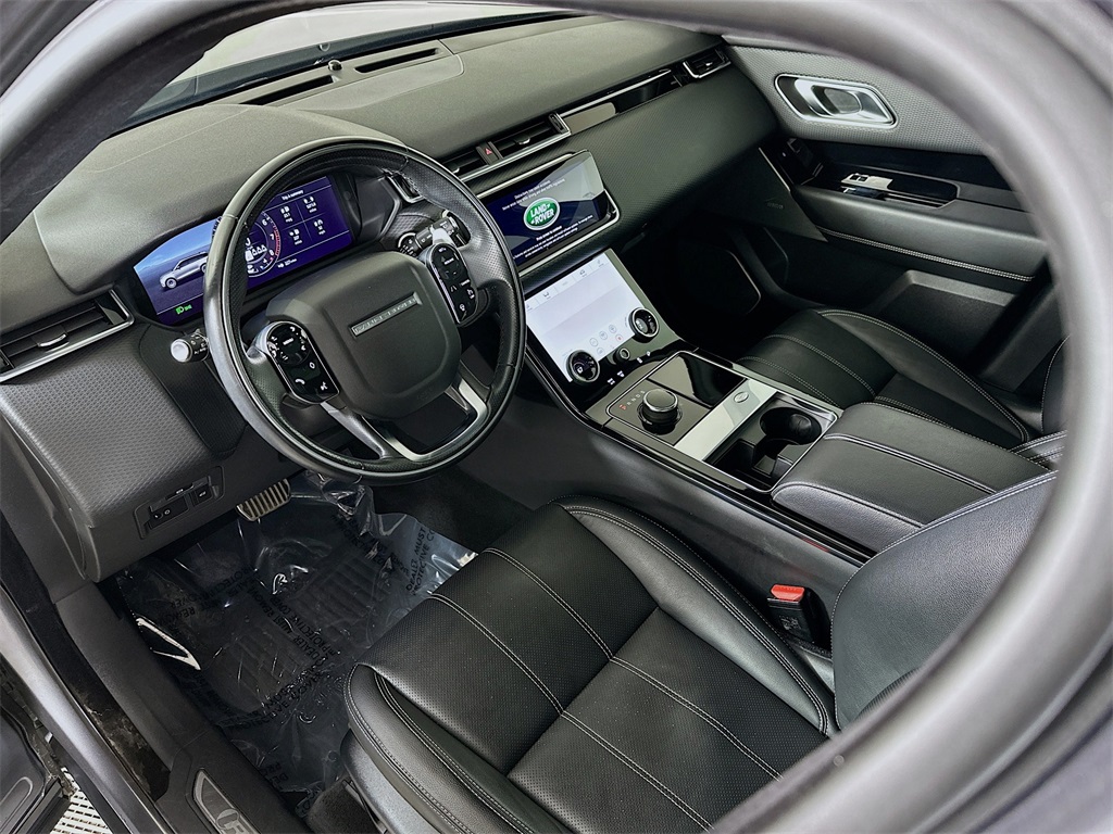 2019 Land Rover Range Rover Velar SE photo 10