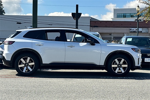 2024 Honda Prologue Touring photo 3