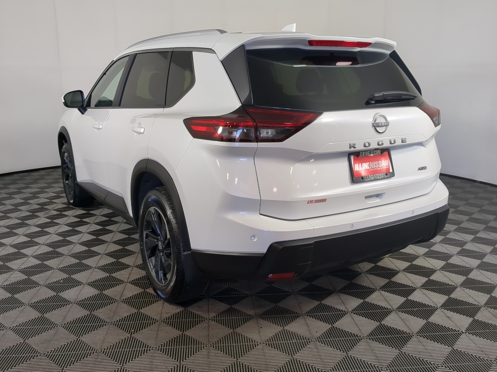 2026 Nissan Rogue SV photo 5