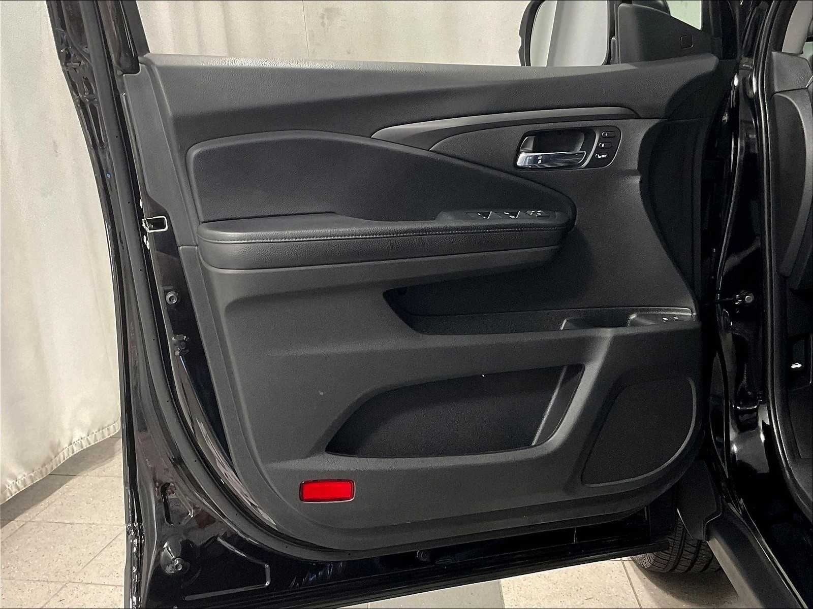 2022 Honda Pilot Special Edition photo 9