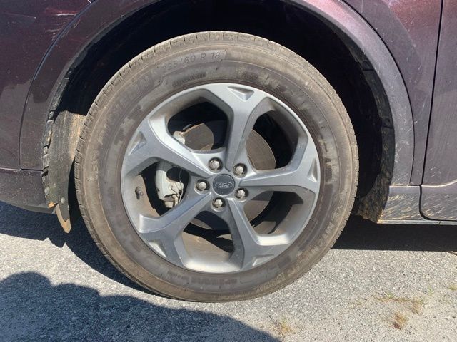 2023 Ford Escape ST-Line photo 12