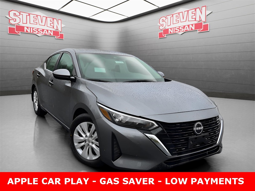 2025 Nissan Sentra S's photo