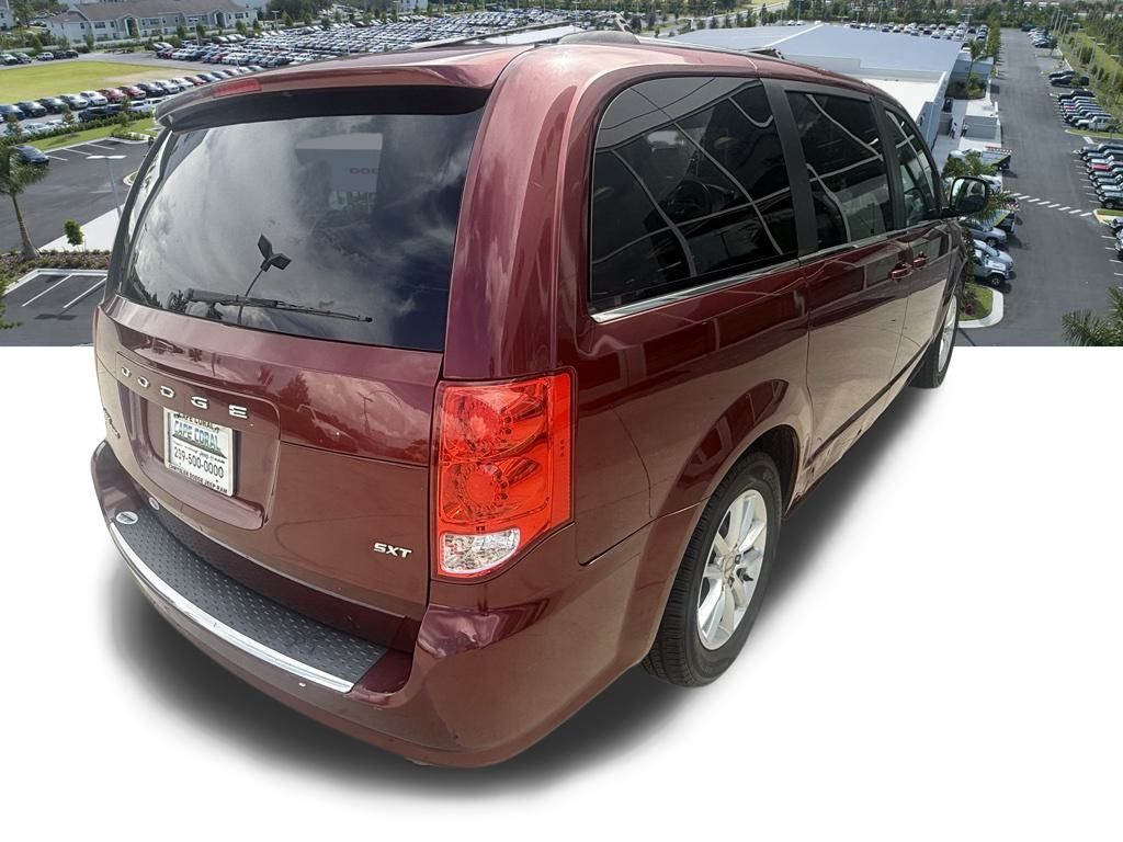 2019 Dodge Grand Caravan SXT photo 4