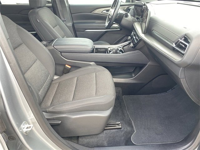 2024 Chevrolet Traverse LS photo 21