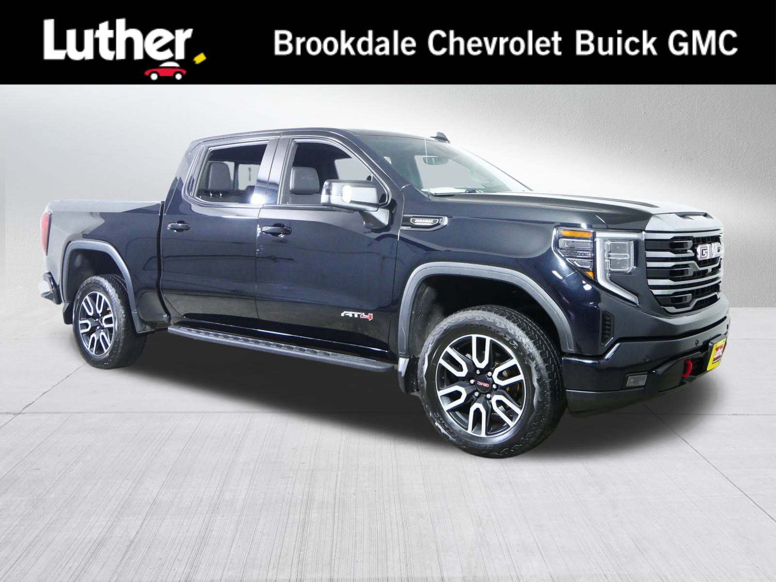 2022 GMC Sierra 1500 AT4's photo