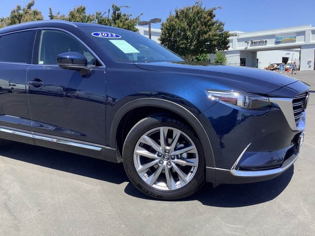 2023 Mazda CX-9 Grand Touring photo 2