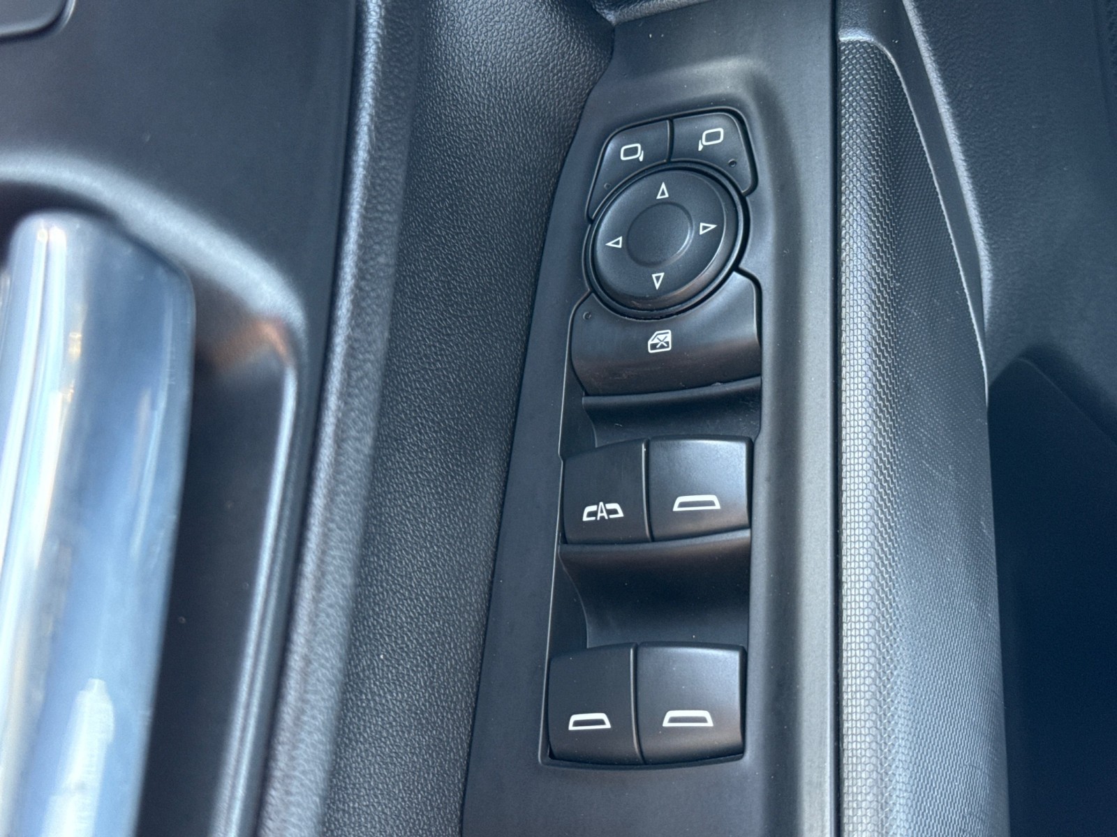 2020 Chevrolet Silverado 1500 Custom photo 23