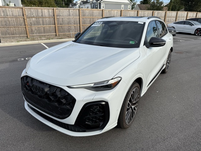 2025 Audi SQ5 Premium Plus photo 3