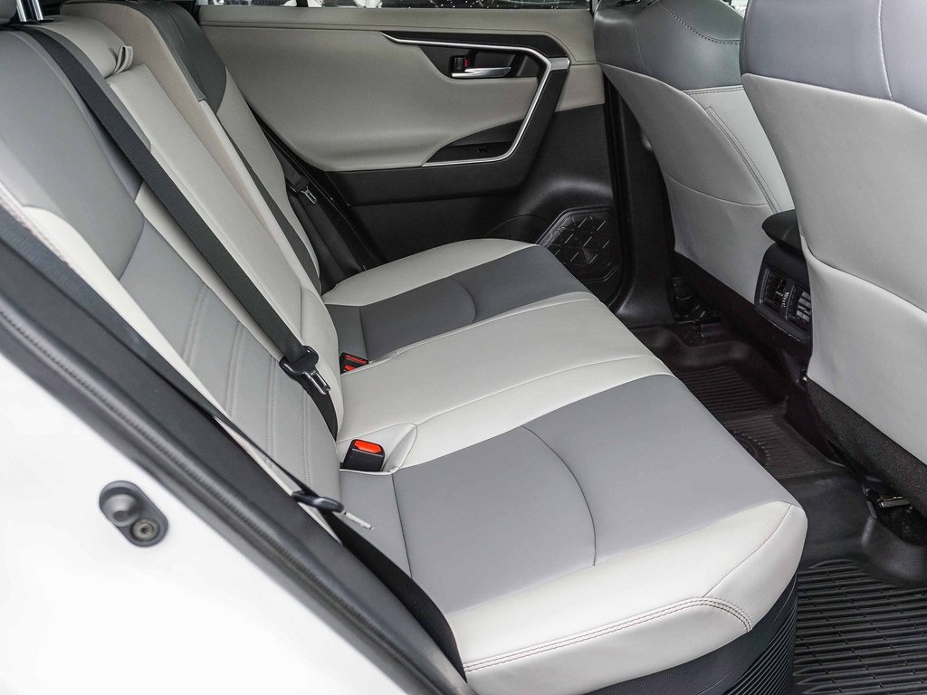 2021 Toyota RAV4 Hybrid Limited photo 11