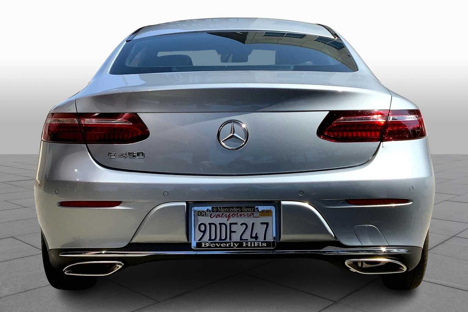 2022 Mercedes Benz E 450 photo 4