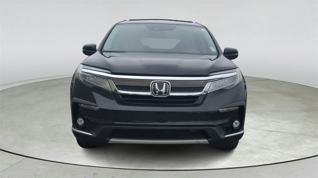 2019 Honda Pilot Elite photo 2