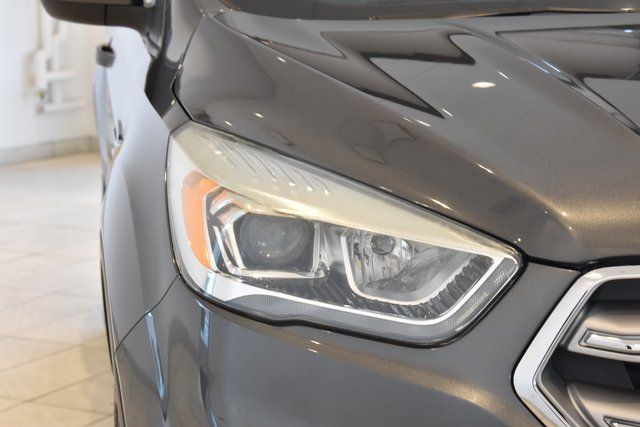 Used 2017 Ford Escape SE with VIN 1FMCU0G93HUD91571 for sale in Kenosha, WI