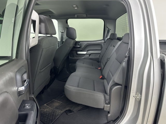 2018 Chevrolet Silverado 1500 LT photo 16