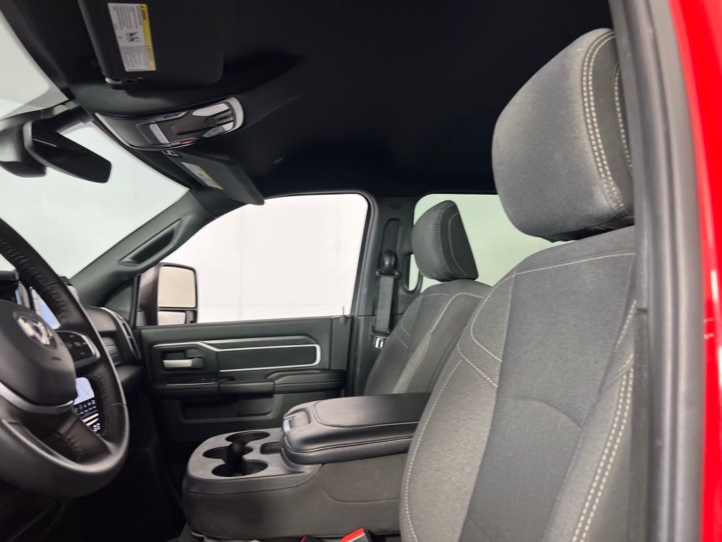 2024 Ram 2500 Big Horn photo 17