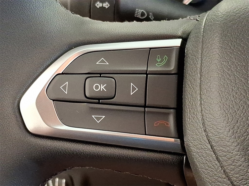 2025 Jeep Compass Limited photo 16