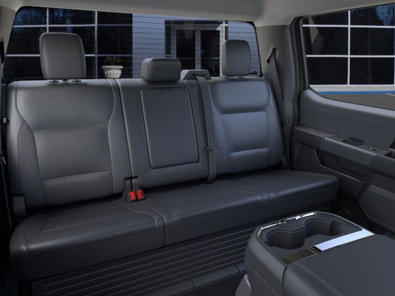 2026 Ford F-250 Lariat photo 9