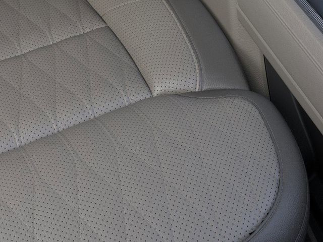 2026 Ford F-450 Platinum photo 15