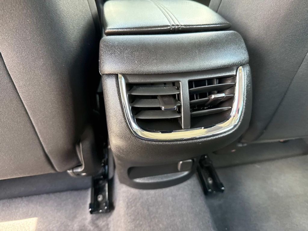 2023 Chevrolet Malibu 1LT photo 15