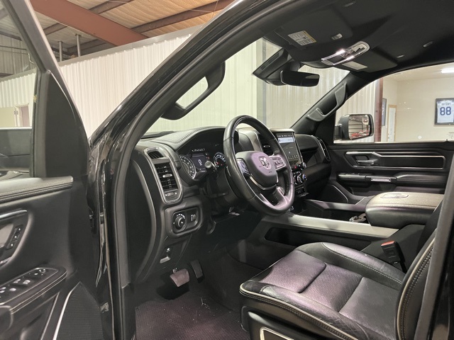 2024 Ram 1500 Laramie photo 7