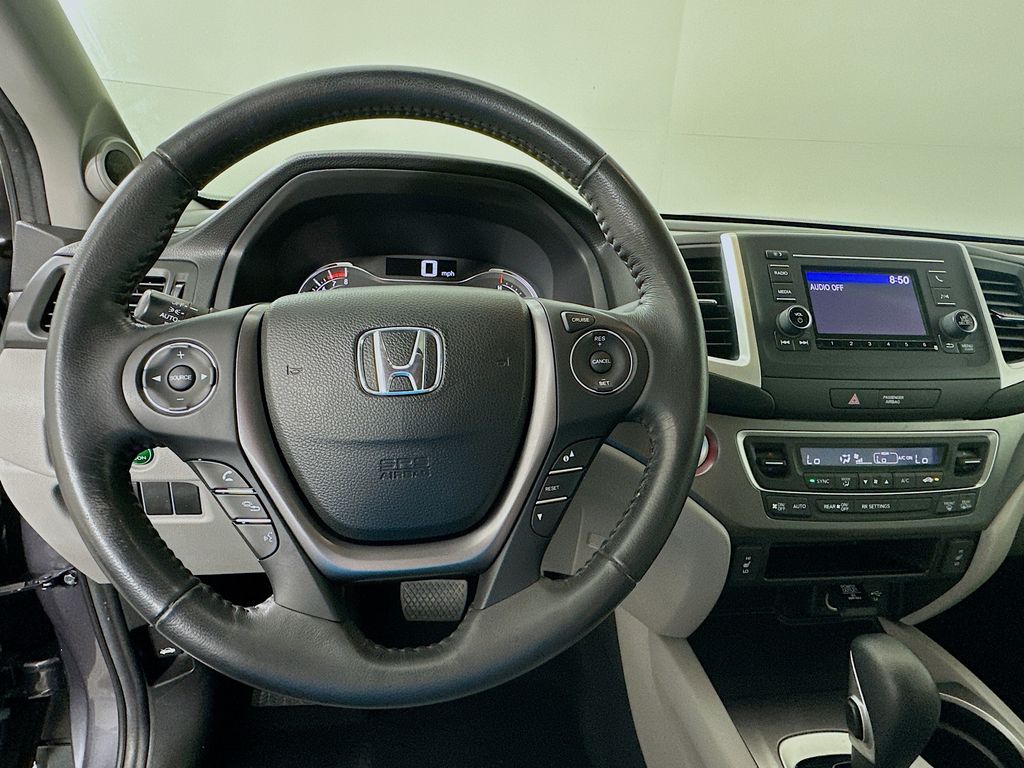2019 Honda Ridgeline RTL photo 7