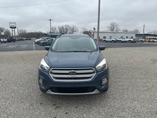 Used 2018 Ford Escape SE with VIN 1FMCU9GD2JUC37450 for sale in Wapakoneta, OH