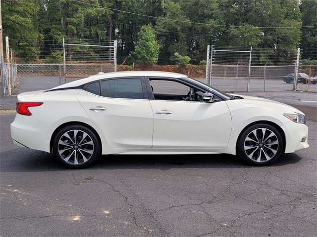 2018 Nissan Maxima SR photo 2