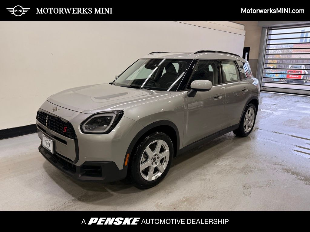 2025 MINI Countryman S's photo
