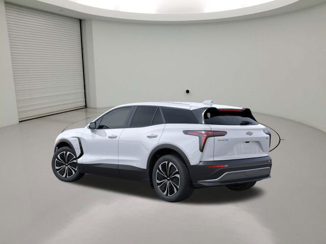 2026 Chevrolet Blazer EV photo 2